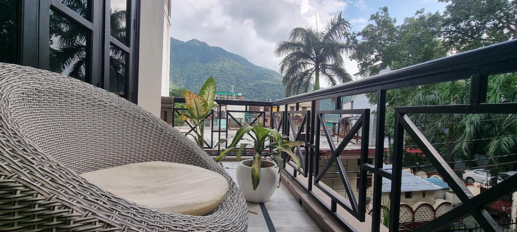 Praana Wellness Resort By Around Stays Rishīkesh Exterior foto